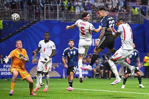أعادتهم إلى المنزل.. الأرجنتين تسقط إنجلترا وتصعد إلى نهائي كأس العالم